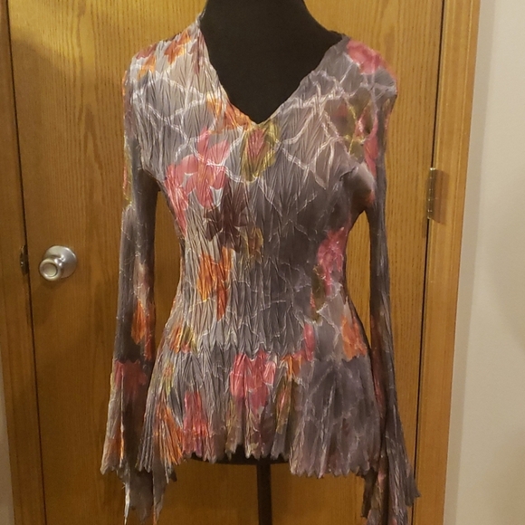 Dress U By sharon sharkbite scalloped bell sleeve - Picture 1 of 8